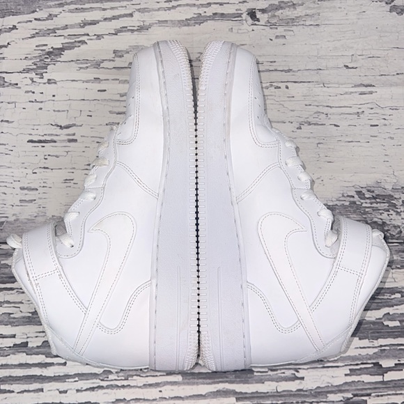 NIKE Air Force 1 - Men’s Size 10 - Picture 7 of 12